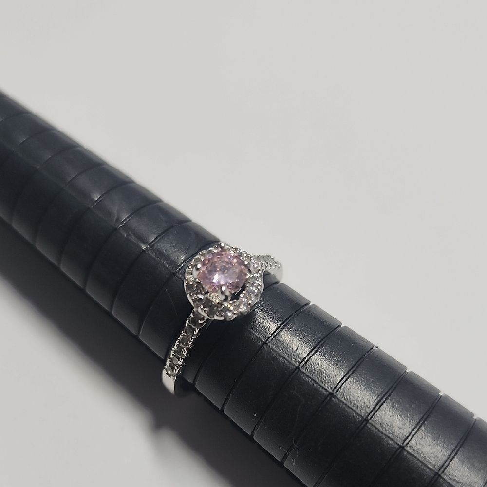 Elegant Silver and Pink Ring